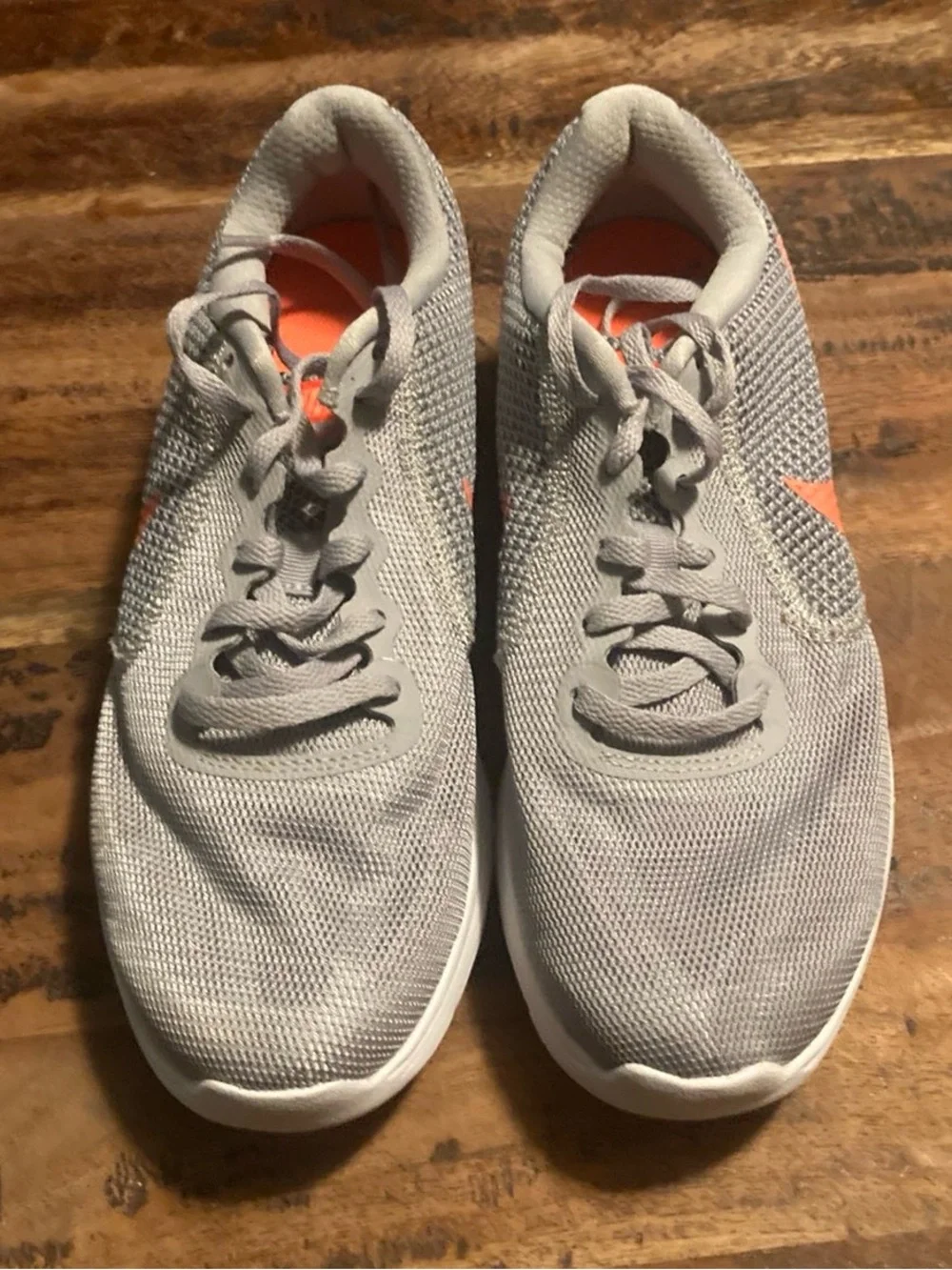 Nike Revolution 3 running shoes women’s 8.
